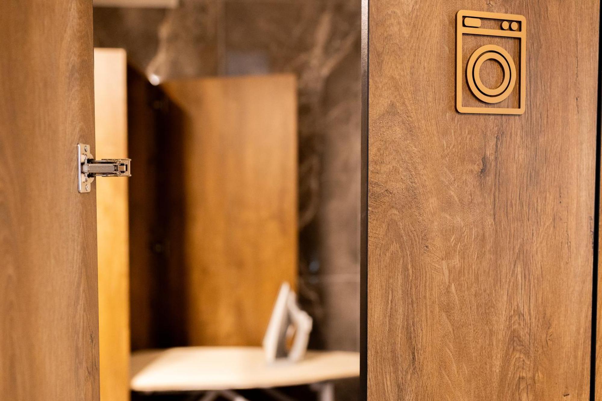 Four Sisters Luxury Rooms In Siauliai エクステリア 写真