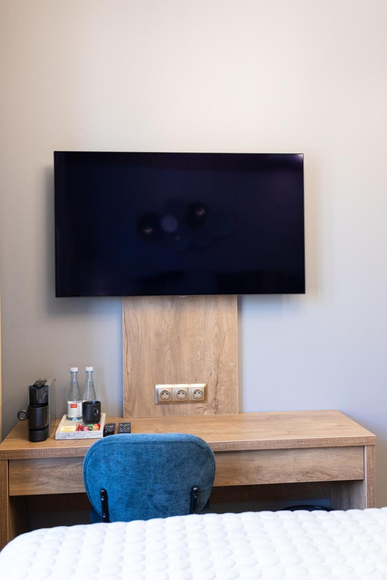 Four Sisters Luxury Rooms In Siauliai エクステリア 写真