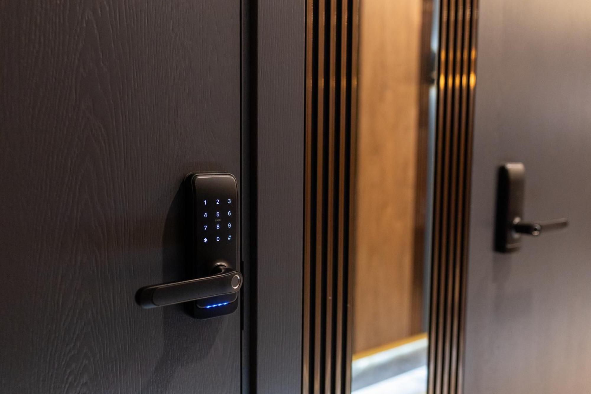 Four Sisters Luxury Rooms In Siauliai エクステリア 写真