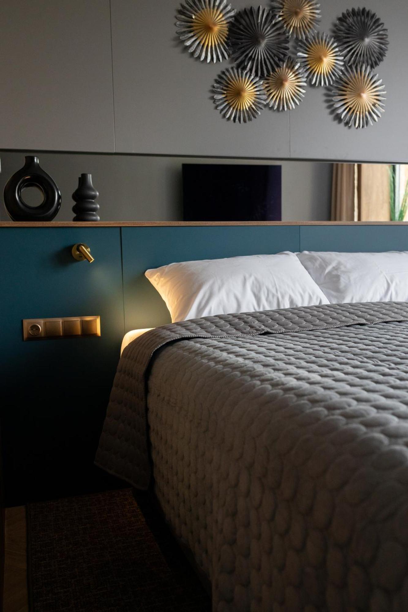 Four Sisters Luxury Rooms In Siauliai エクステリア 写真