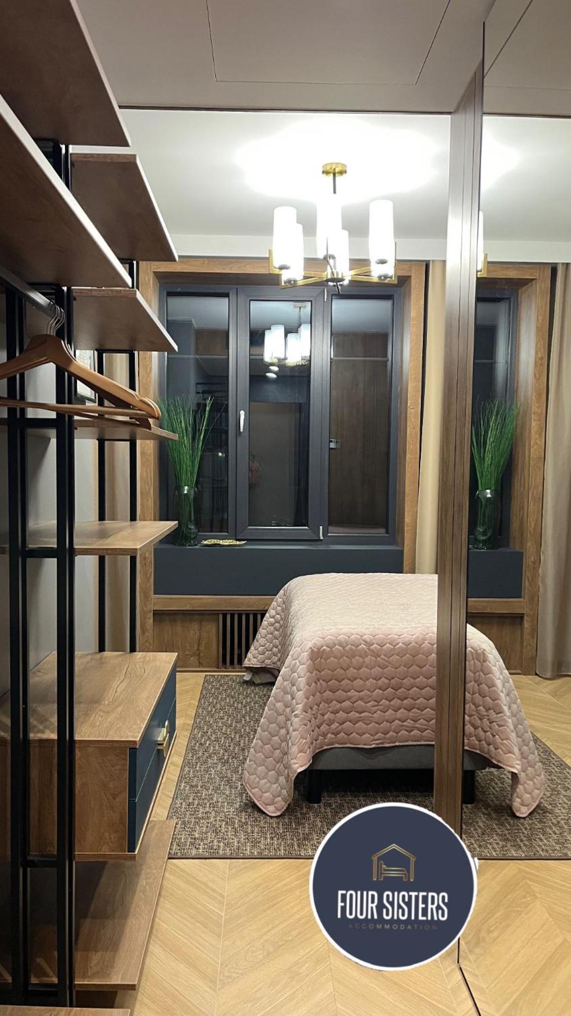 Four Sisters Luxury Rooms In Siauliai エクステリア 写真